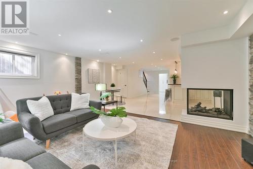 90 St Hubert Avenue, Toronto (East York), ON - Indoor Photo Showing Living Room