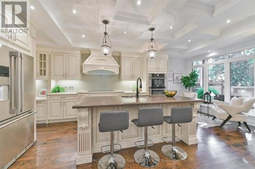 90 St Hubert Avenue, Toronto (East York), ON - Indoor Photo Showing Kitchen With Upgraded Kitchen