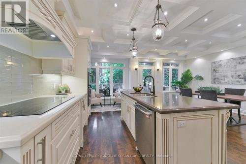 90 St Hubert Avenue, Toronto (East York), ON - Indoor Photo Showing Kitchen With Upgraded Kitchen