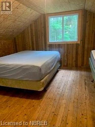 301 Tee Lake Road, Mattawa, ON - Indoor Photo Showing Bedroom