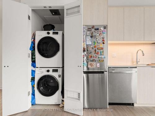 304-50 Power St, Toronto, ON - Indoor Photo Showing Laundry Room