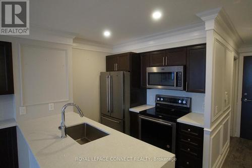 3625 - 135 Village Green Square, Toronto, ON - Indoor Photo Showing Kitchen