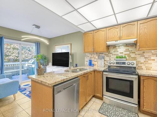 387 Emms Dr, Barrie, ON - Indoor Photo Showing Kitchen With Double Sink