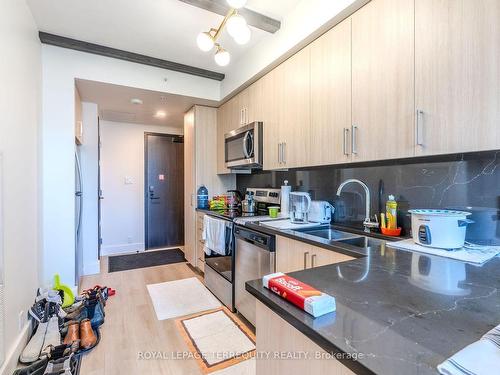 305-145 Columbia St W, Waterloo, ON - Indoor Photo Showing Kitchen With Double Sink