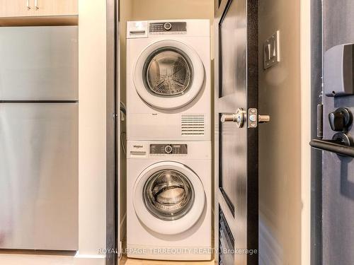 305-145 Columbia St W, Waterloo, ON - Indoor Photo Showing Laundry Room