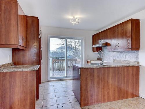 Cuisine - 584 Ch. Du Grand-Bernier N., Saint-Jean-Sur-Richelieu, QC - Indoor Photo Showing Kitchen