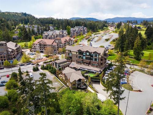 201-2045 Country Club Way, Langford, BC 