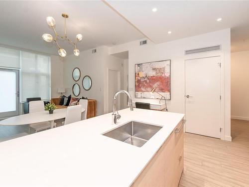 101-848 Yates St, Victoria, BC - Indoor Photo Showing Kitchen With Double Sink