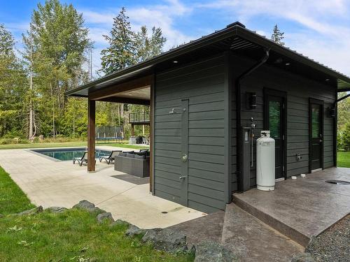 2725 Conrad Rd, Courtenay, BC 