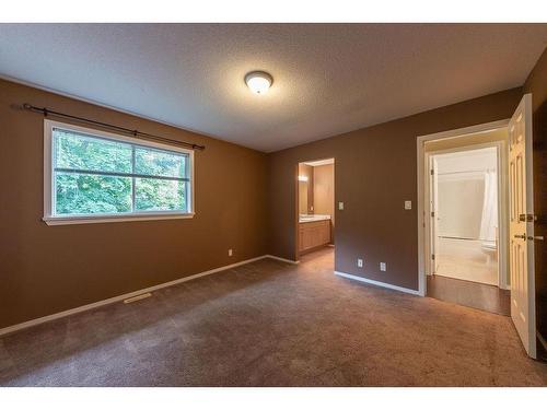 1762 Lodgepole Drive, Kamloops, BC - Indoor Photo Showing Other Room