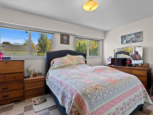 159 Tanager Drive, Kamloops, BC - Indoor Photo Showing Bedroom