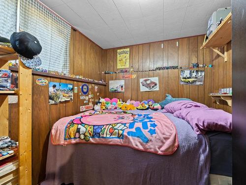 159 Tanager Drive, Kamloops, BC - Indoor Photo Showing Bedroom