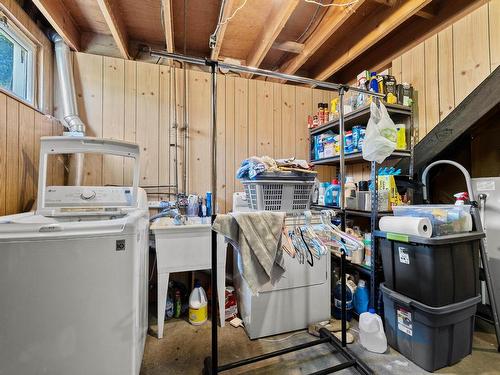 159 Tanager Drive, Kamloops, BC - Indoor Photo Showing Laundry Room