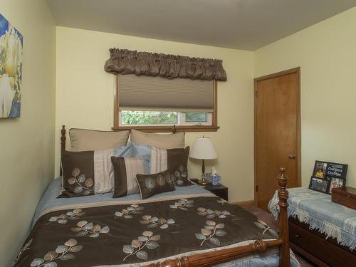 432 Leland Avenue S, Thunder Bay, ON - Indoor Photo Showing Bedroom