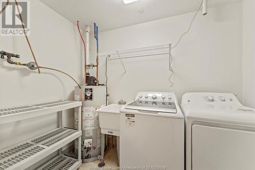 2175 Wyandotte Street East Unit# 212, Windsor, ON - Indoor Photo Showing Laundry Room