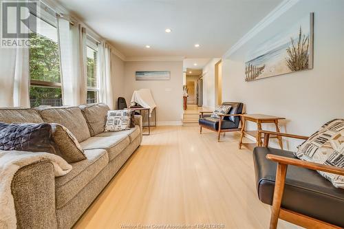 3260 Randolph, Windsor, ON - Indoor Photo Showing Living Room