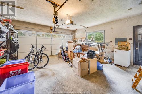 3260 Randolph, Windsor, ON - Indoor Photo Showing Garage