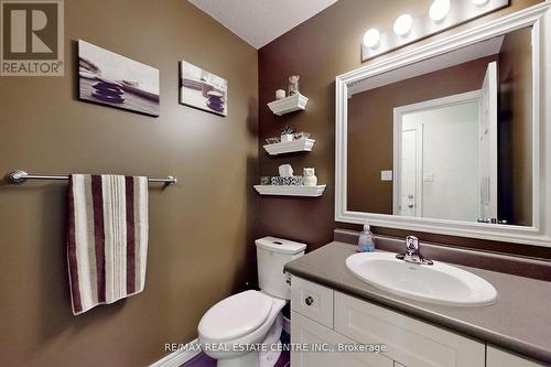 19 Mussen Street, Guelph, ON - Indoor Photo Showing Bathroom