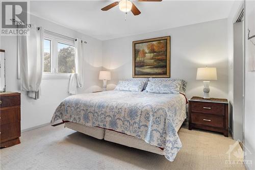 434 Hilson Avenue, Ottawa, ON - Indoor Photo Showing Bedroom