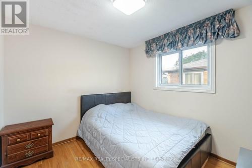 4 Manorcrest Street, Brampton (Central Park), ON - Indoor Photo Showing Bedroom