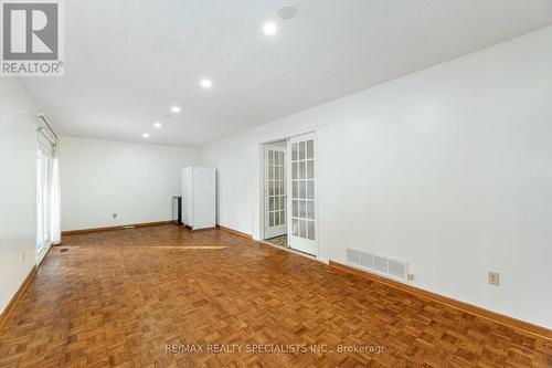 4 Manorcrest Street, Brampton (Central Park), ON - Indoor Photo Showing Other Room