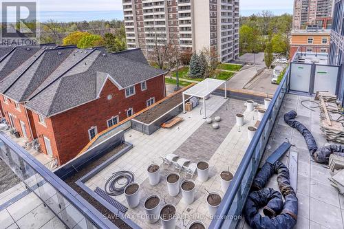 511 - 370 Martha Street, Burlington (Brant), ON - Outdoor