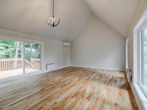 Living room - 3505 Rue Rolland, Sainte-Adèle, QC - Indoor Photo Showing Other Room