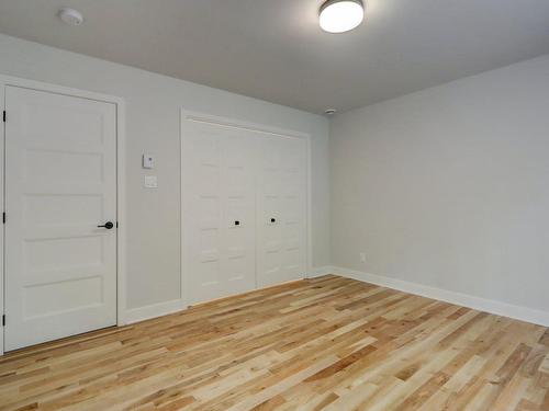 Master bedroom - 3505 Rue Rolland, Sainte-Adèle, QC - Indoor Photo Showing Other Room