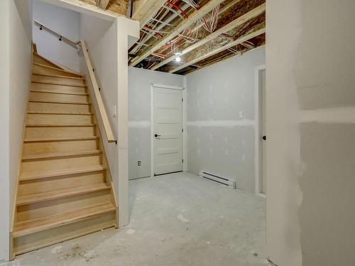 Laundry room - 3505 Rue Rolland, Sainte-Adèle, QC - Indoor Photo Showing Basement