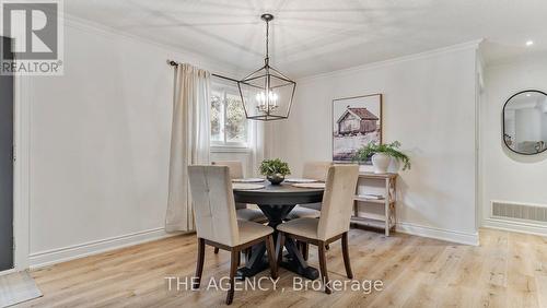 237 Memorial Drive, Brantford, ON - Indoor Photo Showing Dining Room