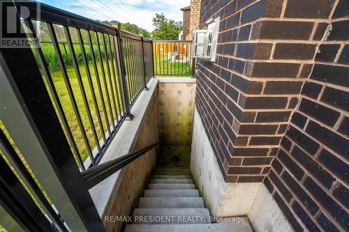 223 Granite Ridge Trail, Hamilton (Waterdown), ON - Indoor Photo Showing Other Room