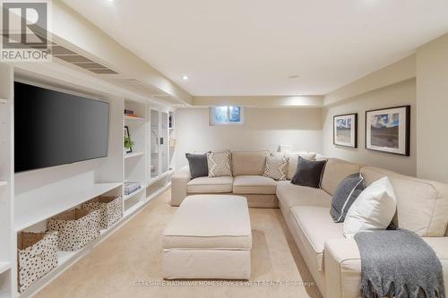 425 Roselawn Avenue, Toronto (Lawrence Park South), ON - Indoor Photo Showing Living Room