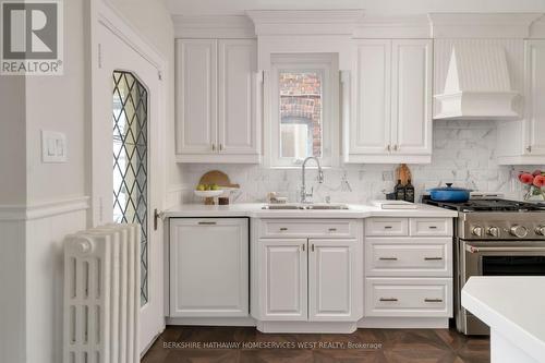 425 Roselawn Avenue, Toronto (Lawrence Park South), ON - Indoor Photo Showing Kitchen With Double Sink