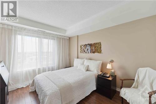 310 Central Park Drive Unit#4D, Ottawa, ON - Indoor Photo Showing Bedroom