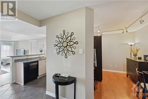 310 Central Park Drive Unit#4D, Ottawa, ON - Indoor