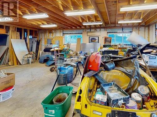 2060 Black Point Road, Powell River, BC - Indoor Photo Showing Basement