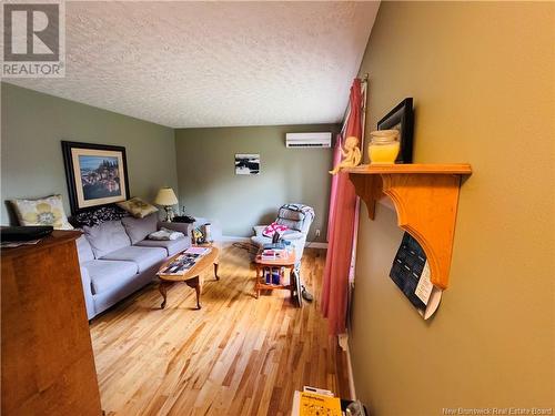 22 Hildebrand Crescent, Fredericton, NB - Indoor