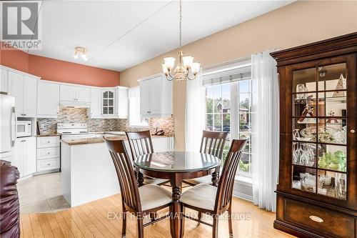 114 - 1404 Clement Street, Hawkesbury, ON - Indoor Photo Showing Dining Room