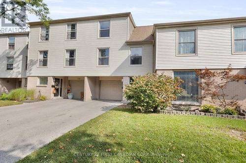 109 - 128 Mcmaster Drive, London, ON - Outdoor With Facade