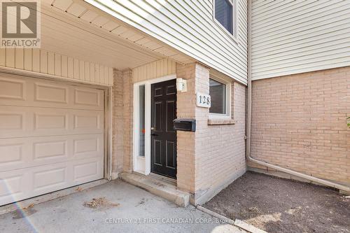 109 - 128 Mcmaster Drive, London, ON - Outdoor With Exterior