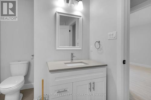 109 - 128 Mcmaster Drive, London, ON - Indoor Photo Showing Bathroom