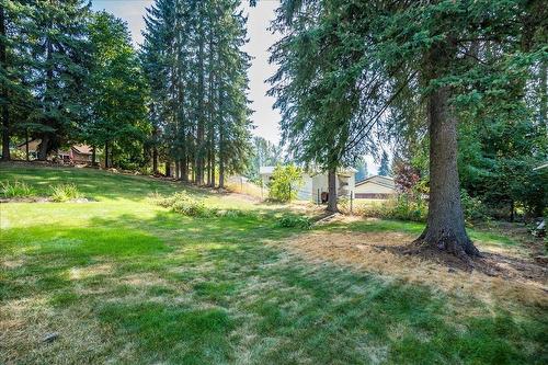 101 Cedar Avenue, Fruitvale, BC - Outdoor