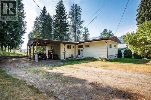 101 Cedar  Avenue, Fruitvale, BC - Outdoor