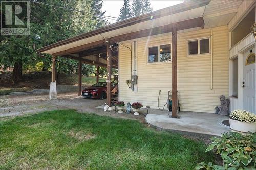 101 Cedar  Avenue, Fruitvale, BC - Outdoor With Deck Patio Veranda With Exterior