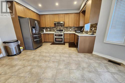 181 William Berczy Boulevard, Markham (Berczy), ON - Indoor Photo Showing Kitchen