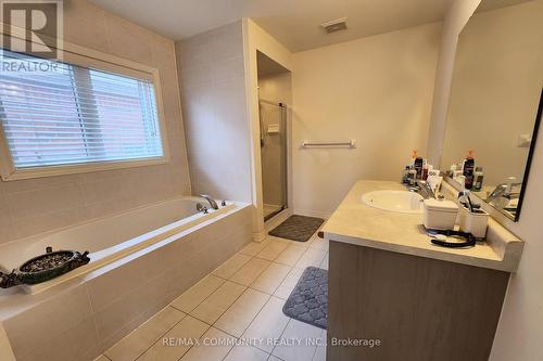 181 William Berczy Boulevard, Markham (Berczy), ON - Indoor Photo Showing Bathroom