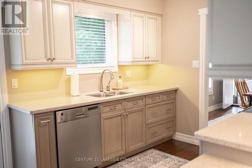 27 Thicketwood Place, Ramara (Brechin), ON - Indoor Photo Showing Kitchen With Double Sink