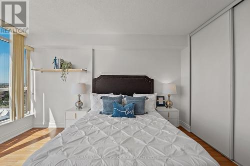 1802 - 3 Rowntree Road, Toronto (Mount Olive-Silverstone-Jamestown), ON - Indoor Photo Showing Bedroom