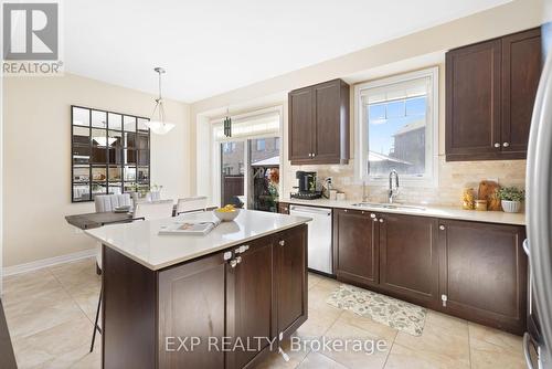 30 Biddens Square, Brampton (Bram East), ON - Indoor Photo Showing Kitchen