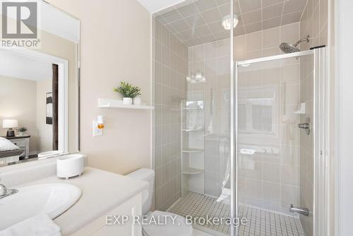 30 Biddens Square, Brampton (Bram East), ON - Indoor Photo Showing Bathroom